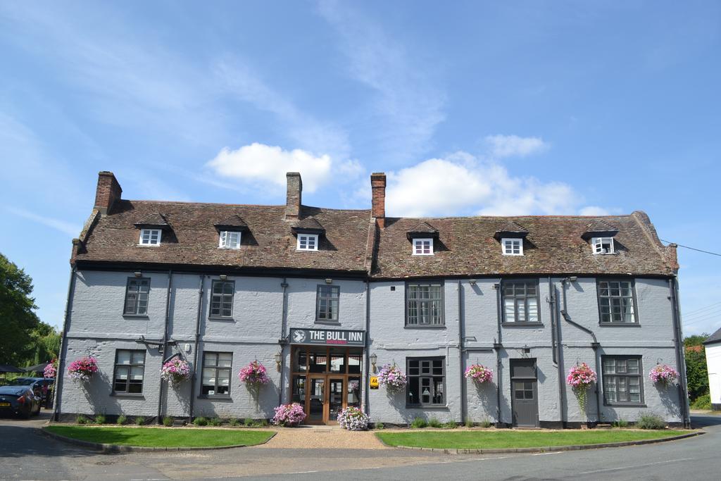 The Bull Inn Милдънхол Екстериор снимка