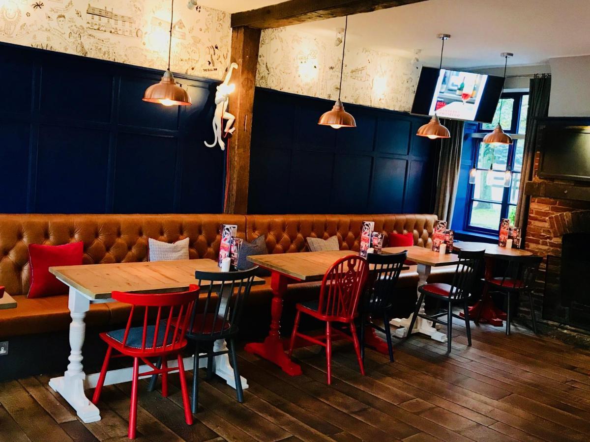 The Bull Inn Милдънхол Екстериор снимка
