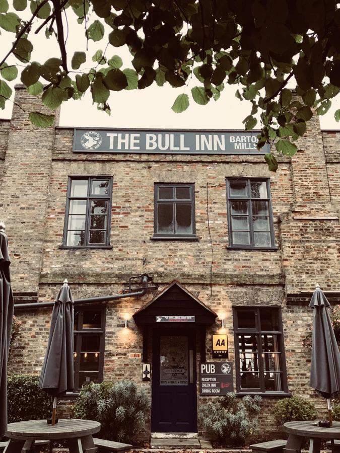 The Bull Inn Милдънхол Екстериор снимка