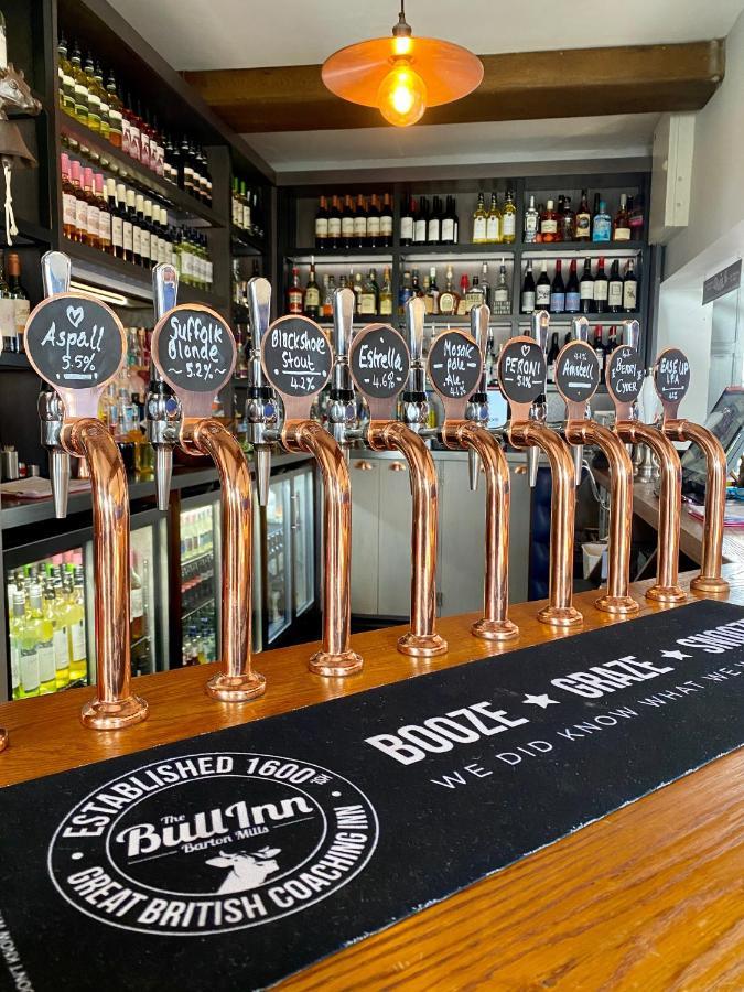 The Bull Inn Милдънхол Екстериор снимка